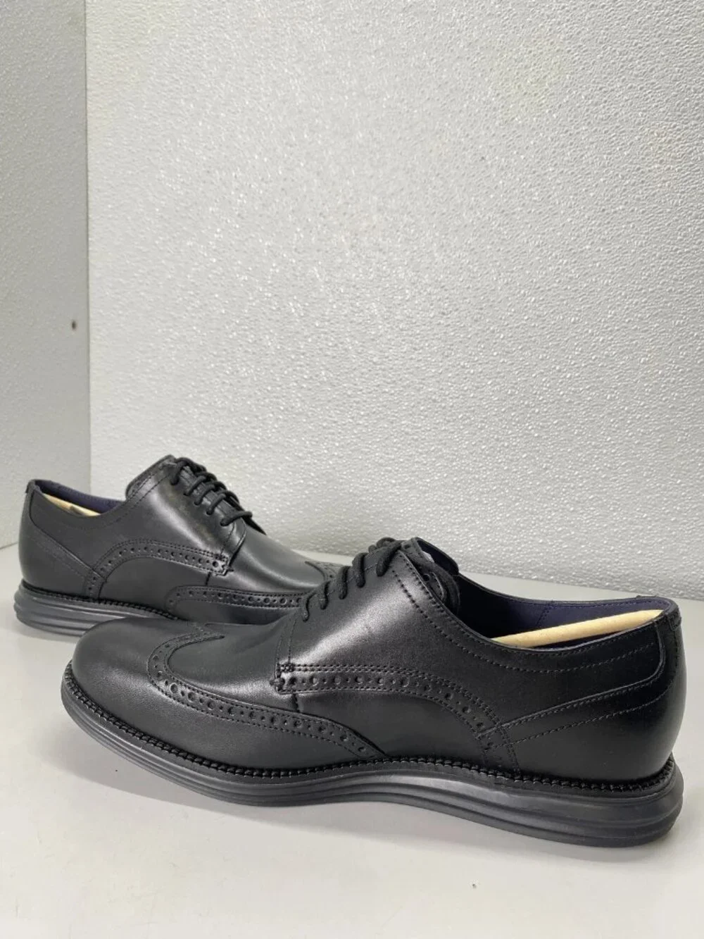 Cole Haan Mens Original Grand Wingtip Oxford Shoes Size 10 M Black, Black